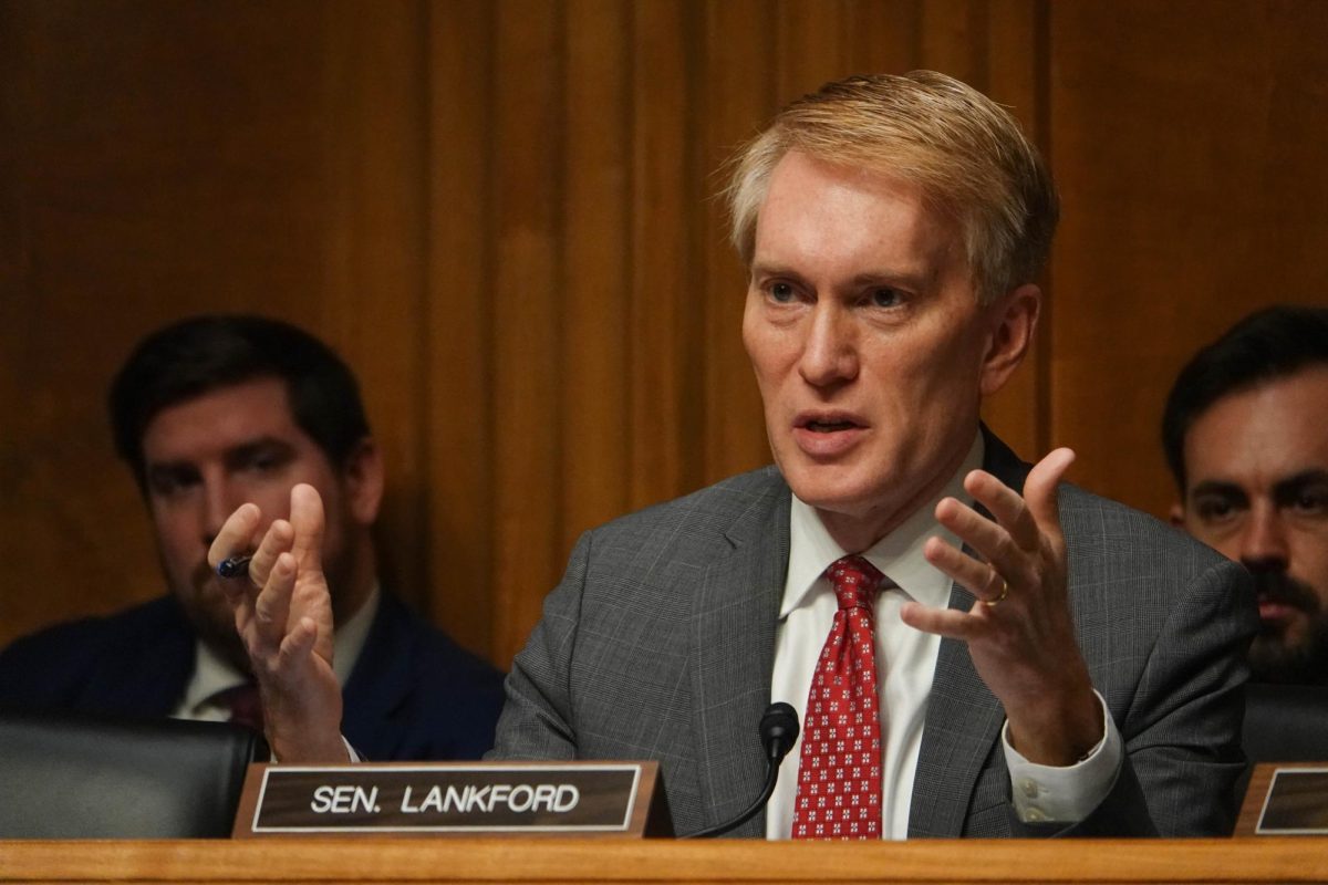 Sen. Lankford speaking at a committee hearing.  Madeline Hoffmann/Gaylord News