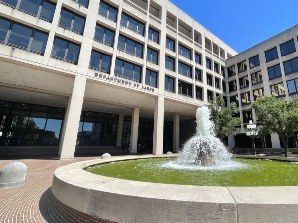 Department of Labor’s Pay-for-Perfomance Incentive Payments Program is to expand the National Apprenticeship System. Photo by Alexandra de la Mora.